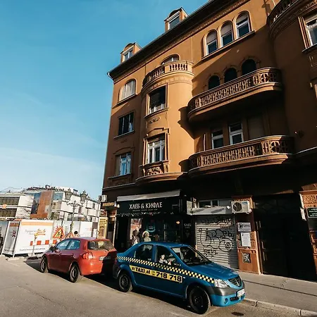Silver Apartment